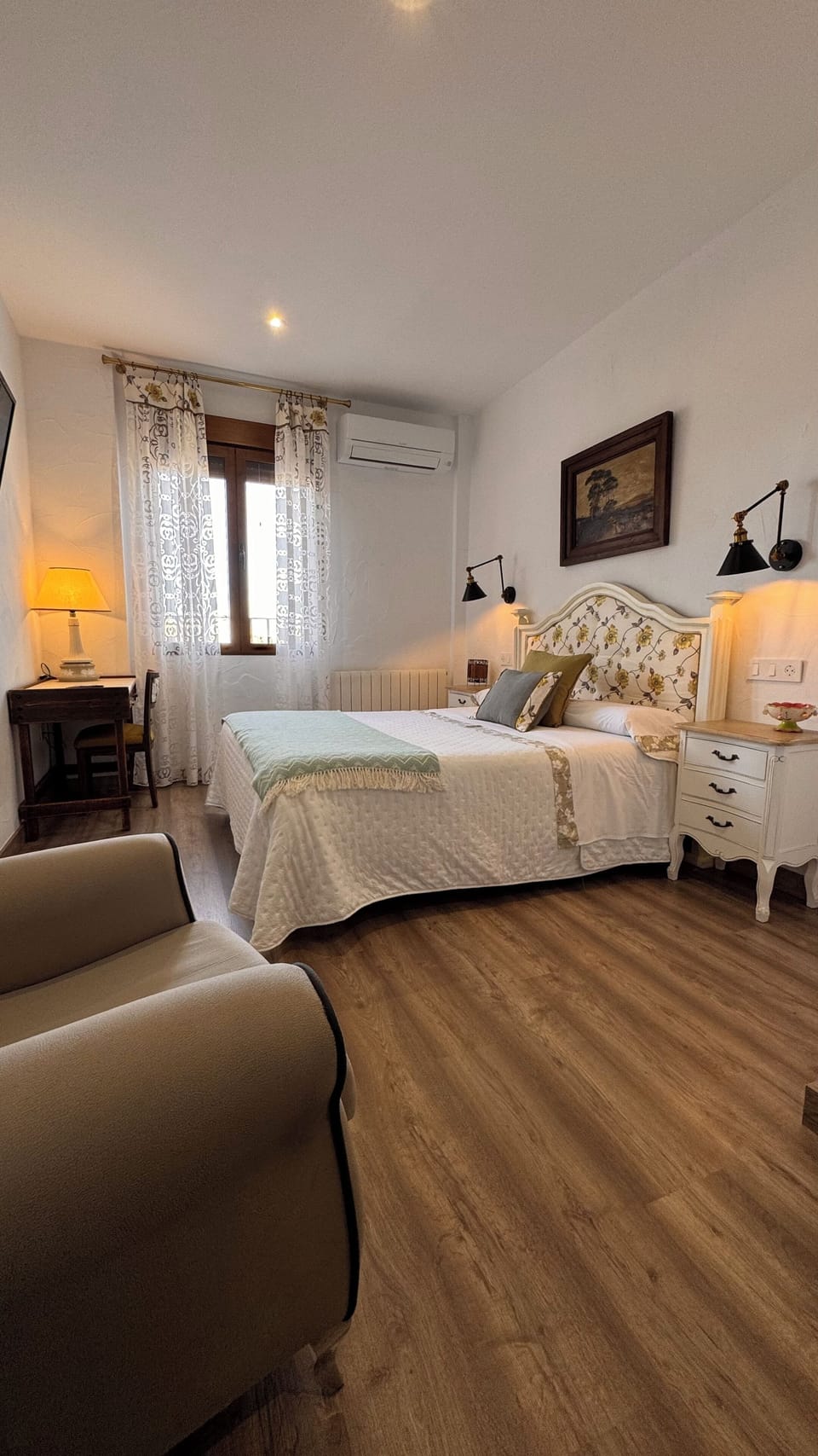 Comfort Double Room, 2 Bedrooms | Individually decorated, individually furnished, desk, laptop workspace