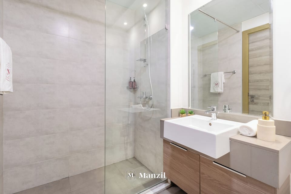 Luxury Studio, City View | Bathroom | Bidet