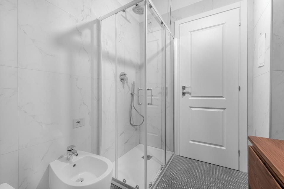Classic Room | Bathroom | Bidet