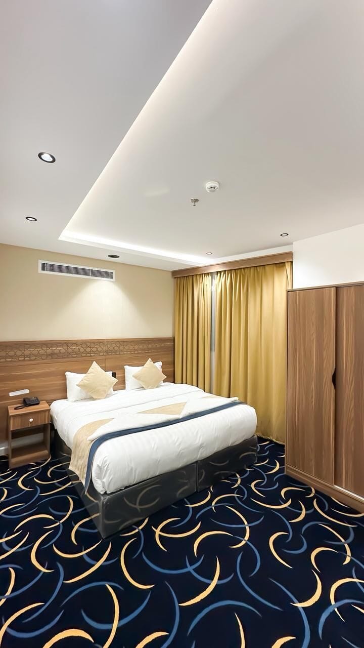 Twin Room, City View | Premium bedding, Select Comfort beds, WiFi (free), bed sheets
