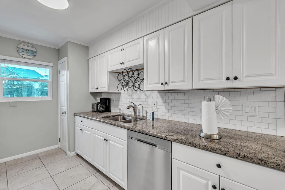 Villa, Multiple Beds (Bayview Villas 120) | Private kitchen
