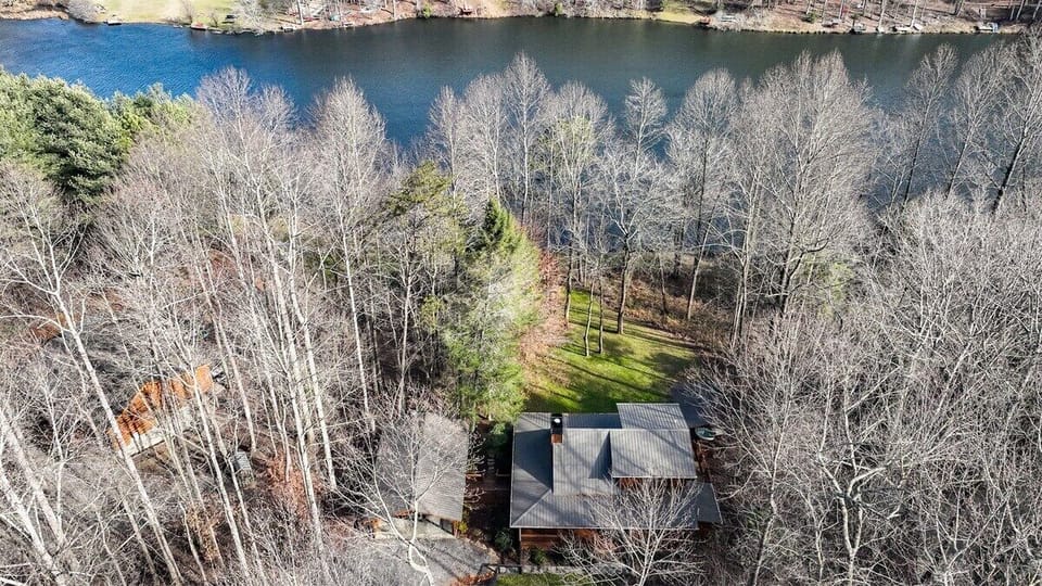 Overview Of The Cabin On Lake Buckhorn