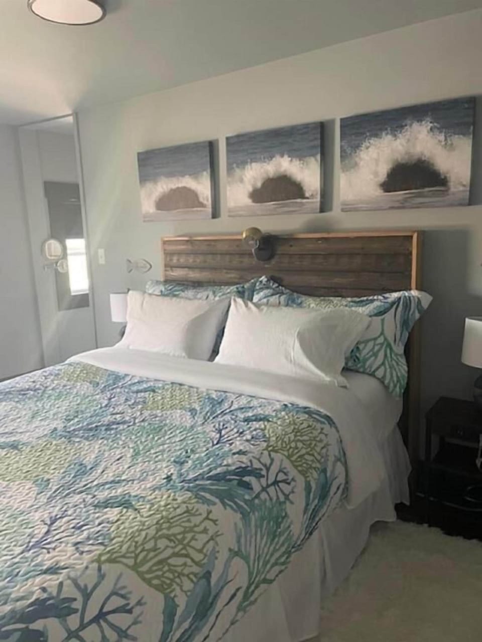 Deluxe Triple Room, 2 Bedrooms, Sea View | Premium bedding, blackout drapes, WiFi (free), bed sheets