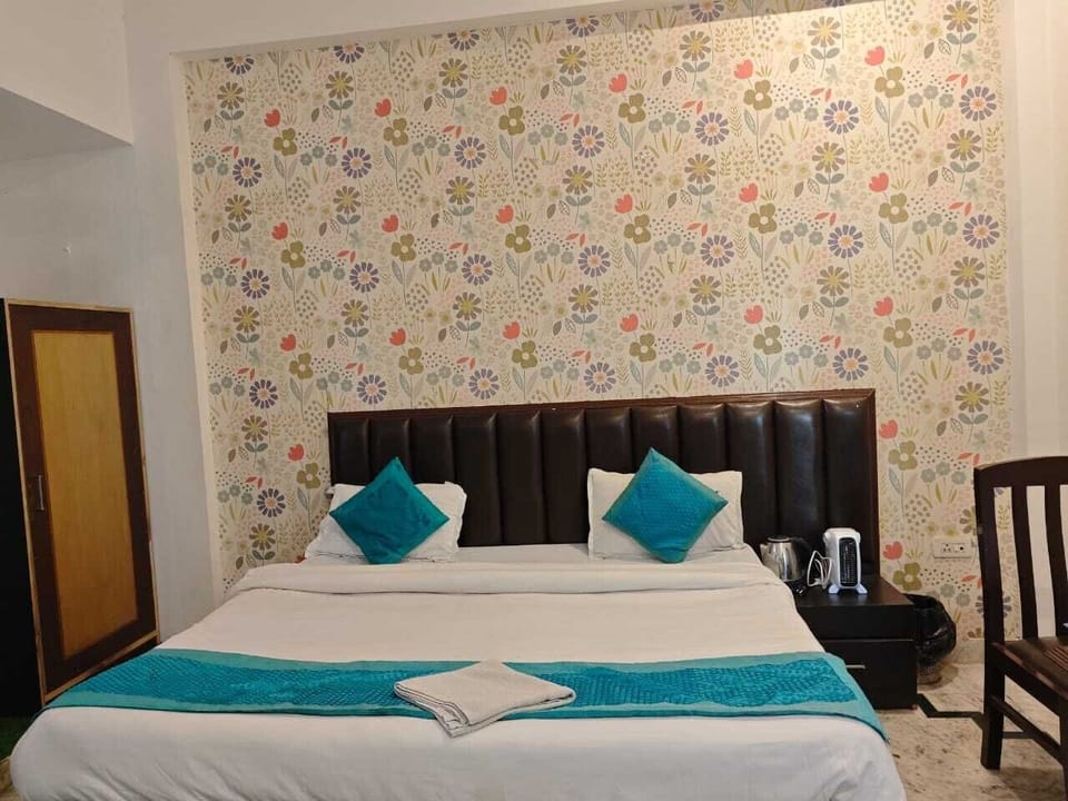 Deluxe Double or Twin Room | Free WiFi