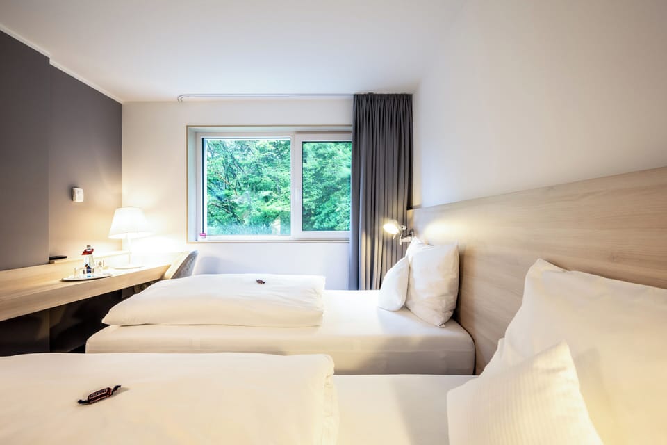 Standard Double Room, 1 Double Bed | Premium bedding, desk, blackout drapes, soundproofing