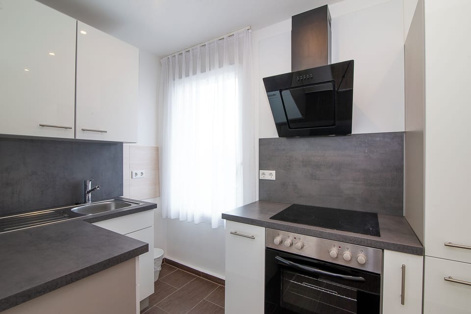 Suite | Private kitchen | Fridge