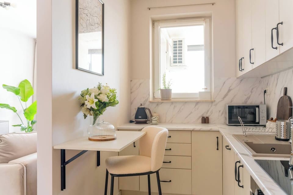 Prądnik Czerwony Apt - Balcony, Tauron Arena nearby - by Rentujemy