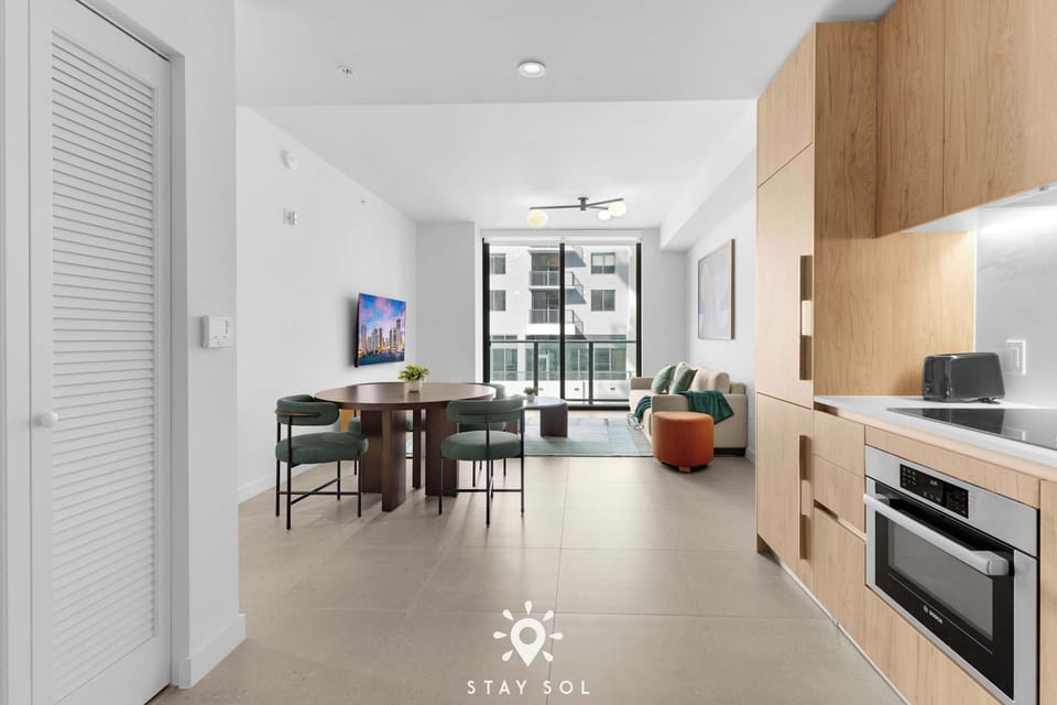 Kitchen - dining 