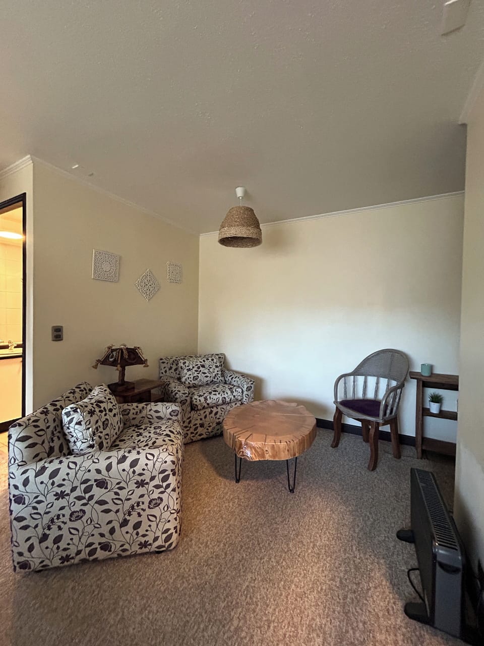 Apartment, 2 Bedrooms, Non Smoking, Kitchen | Living area | Flat-screen TV