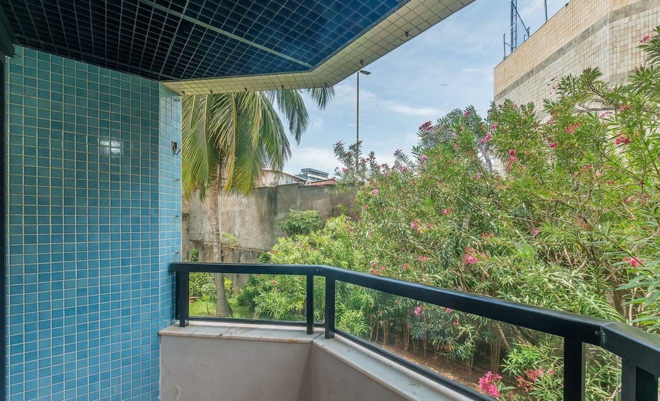 Basic Apartment | Property grounds