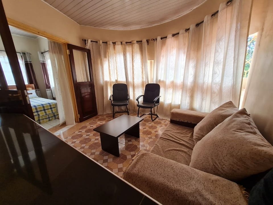 Deluxe Double Room, Garden View | Free WiFi, bed sheets