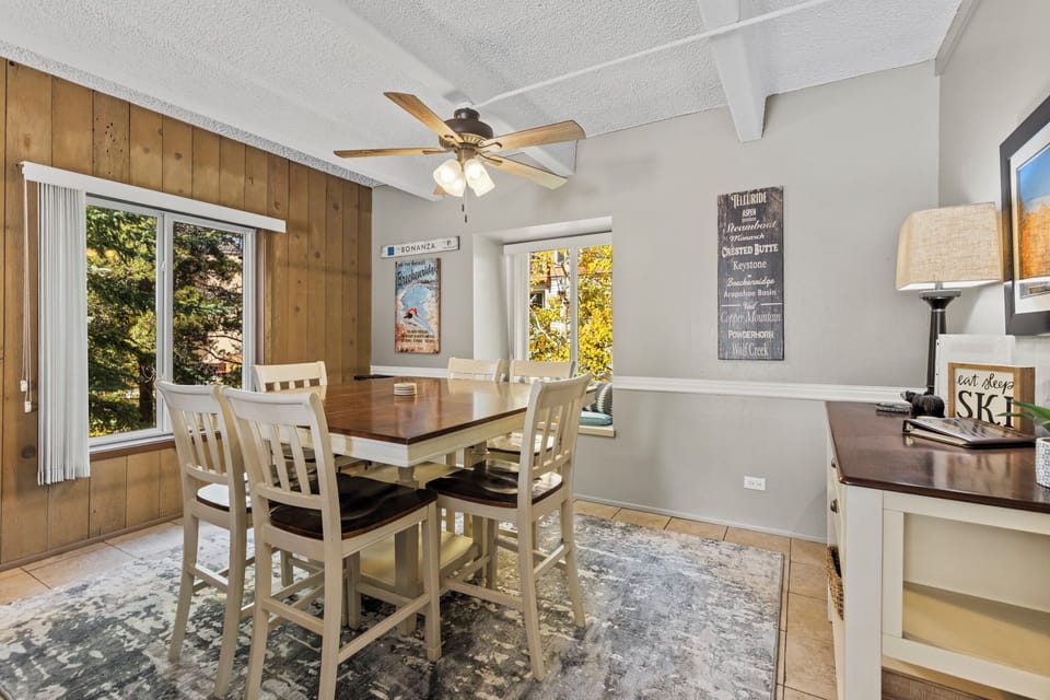 Condo, Multiple Beds, Patio, Garden View (Columbine #301) | Dining