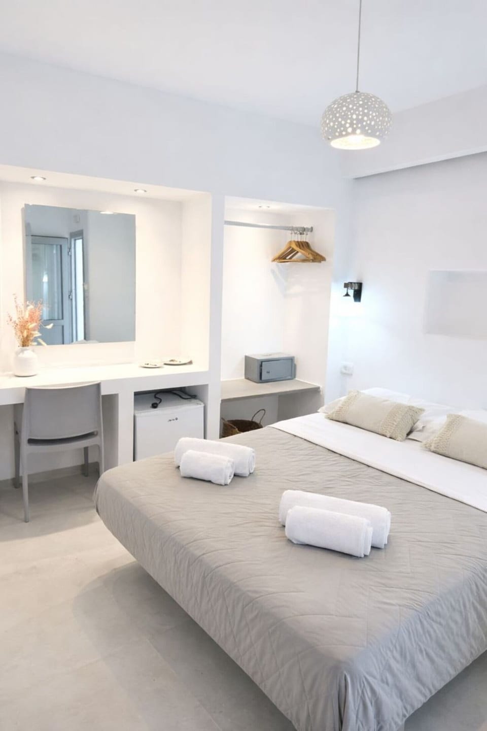 Superior Double Room | In-room safe, individually decorated, individually furnished, desk