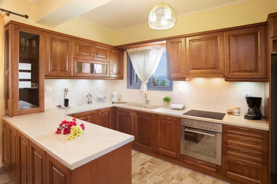 Equipped kitchen