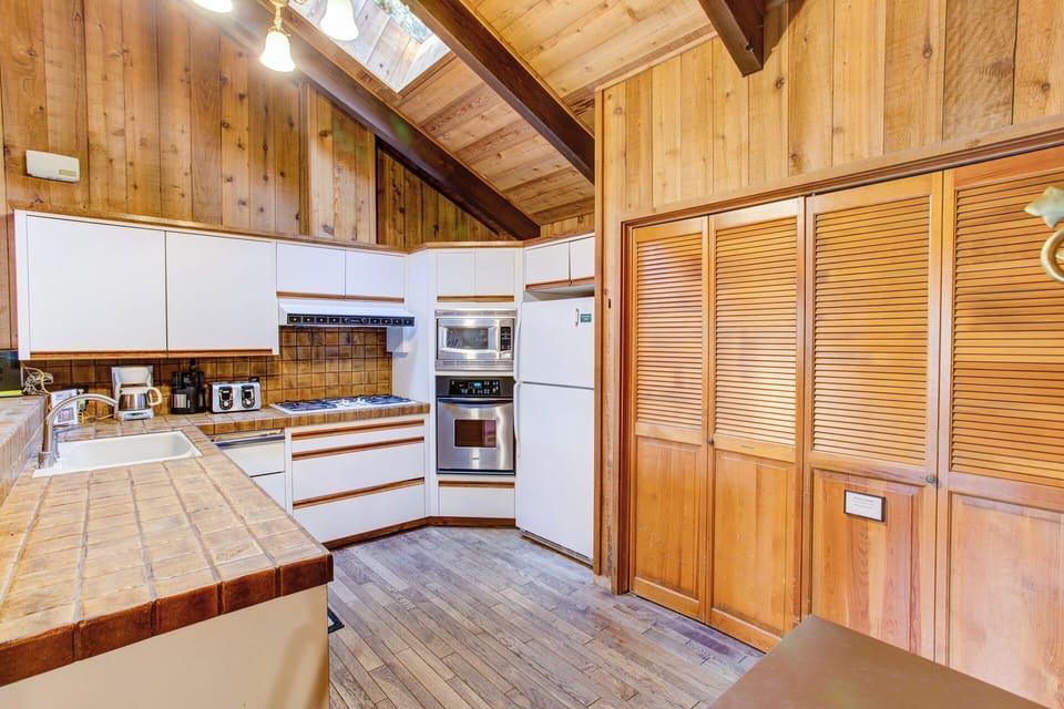 Chalet (4 Bedrooms) | Interior