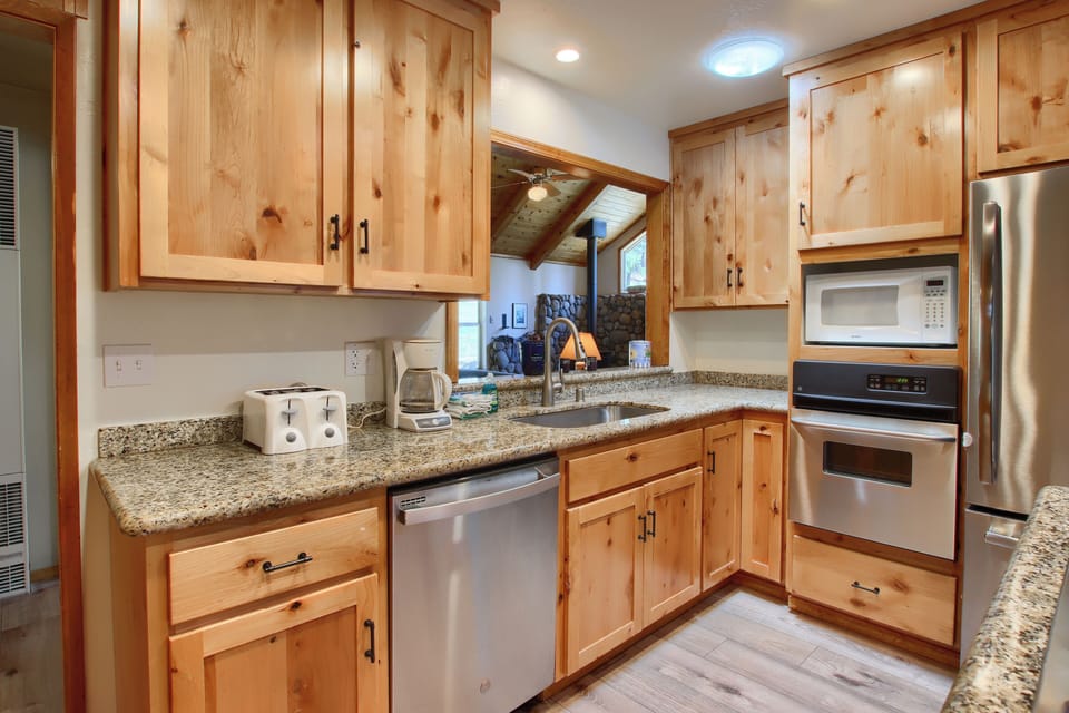 Chalet (3 Bedrooms) | Interior