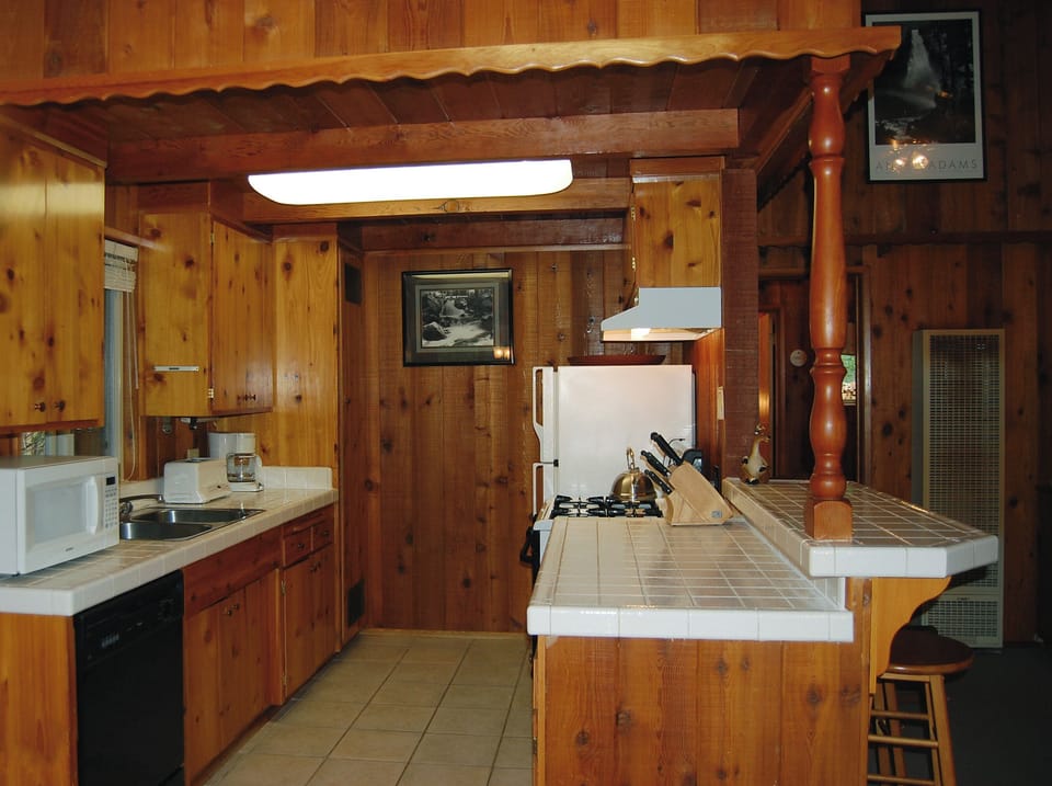 Chalet (2 Bedrooms) | Interior