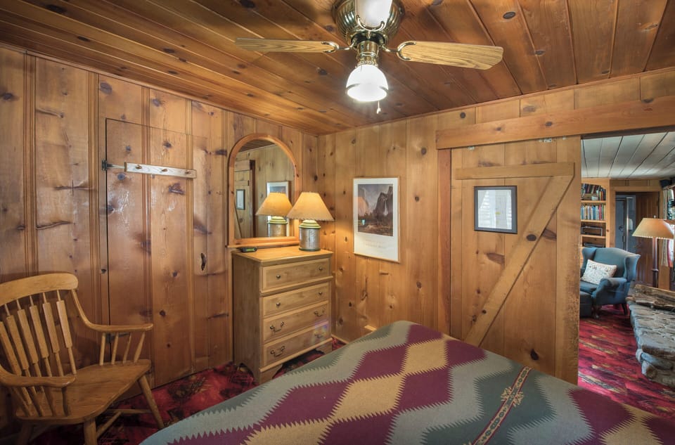 Chalet (1 Bedroom) | Interior