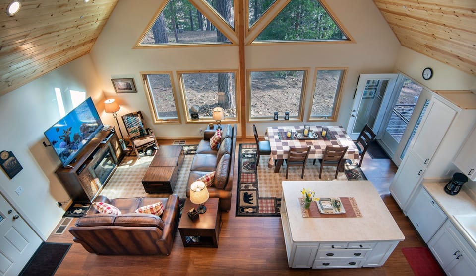 Chalet (3 Bedrooms) | Interior