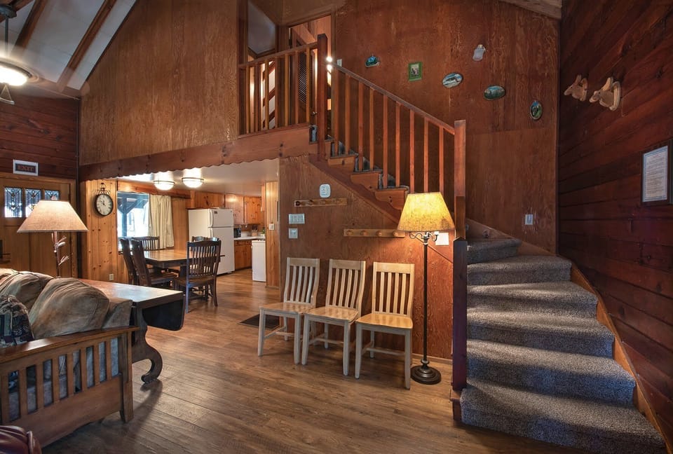 Chalet (3 Bedrooms) | Interior