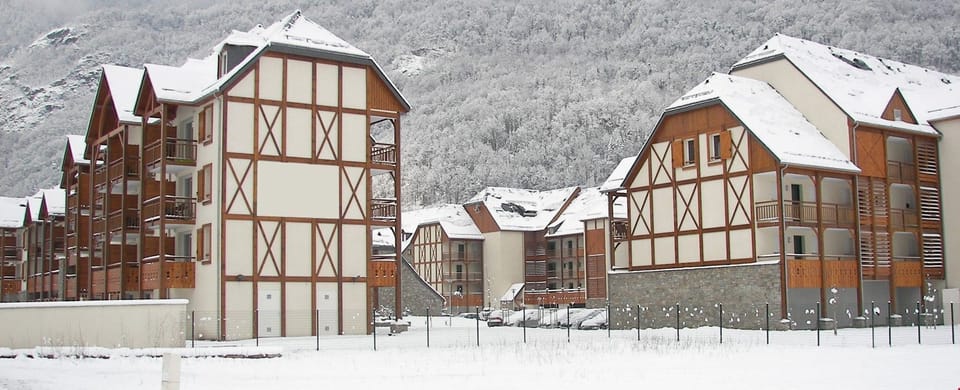 Your beautiful holiday rental is great in any season.