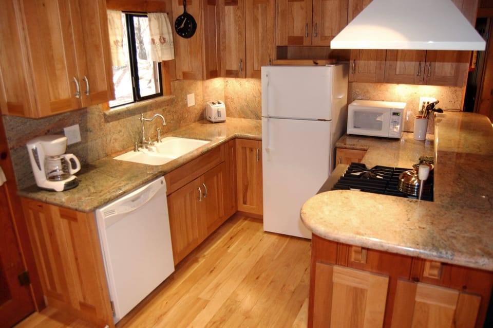 Chalet (2 Bedrooms) | Interior