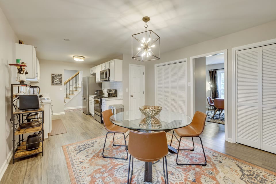 Dining Area | 1st Floor