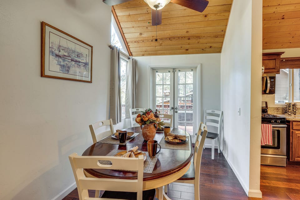3-Story Home | 4 Smart TVs