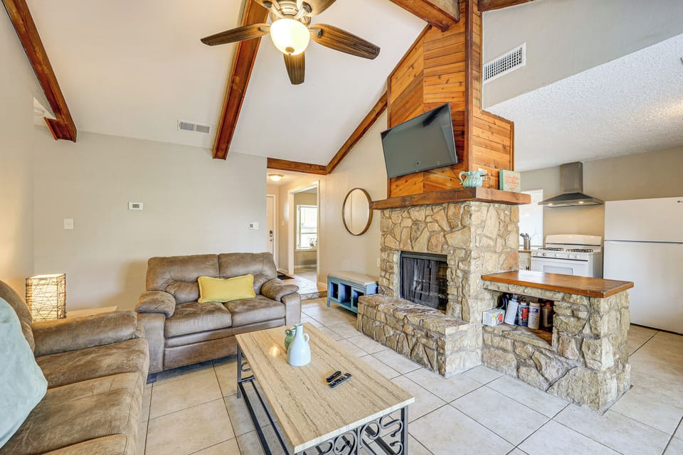 Living Room | Full Sleeper Sofa | Central A/C & Heating