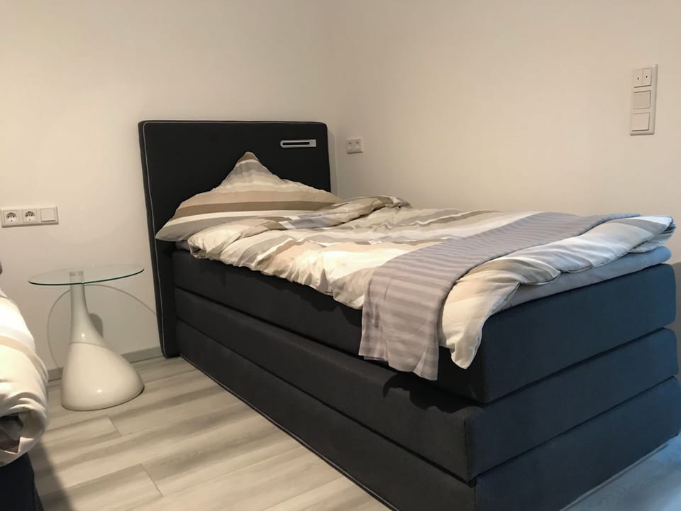Comfort Apartment, Balcony, Garden View | Blackout drapes, iron/ironing board, free WiFi