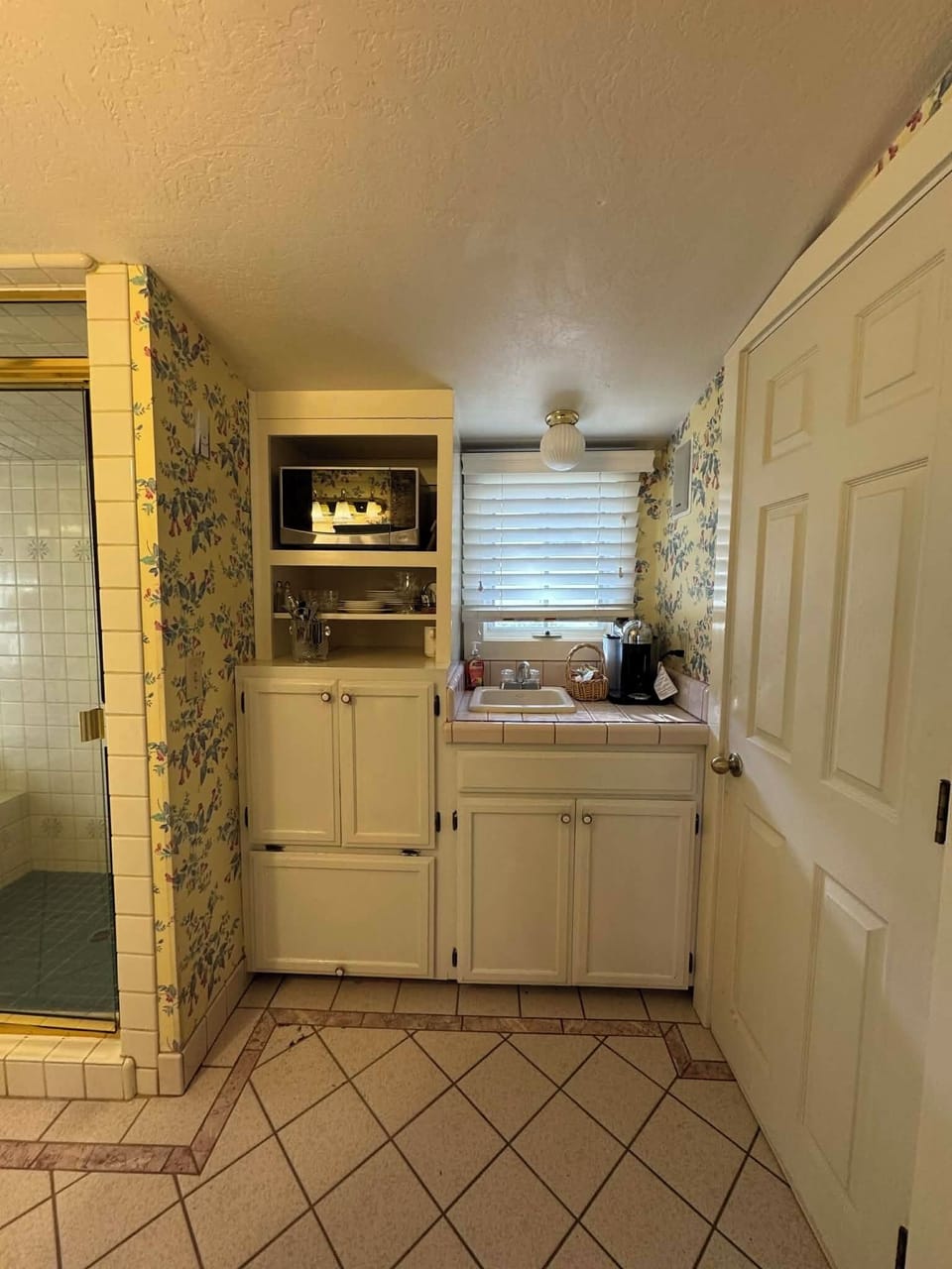 House | 1 bedroom