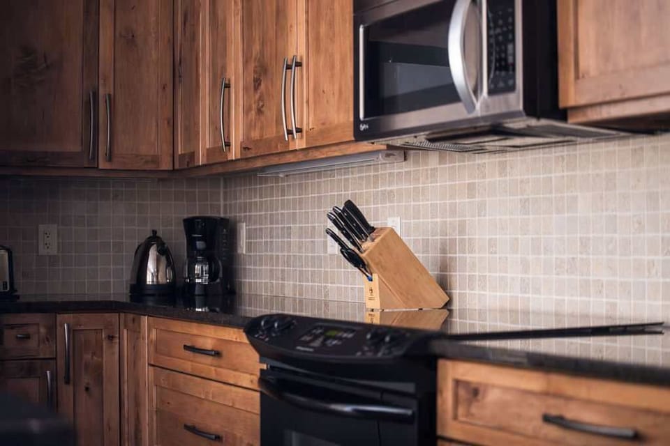 Full kitchen ready for everything from coffee to gourmet dinners