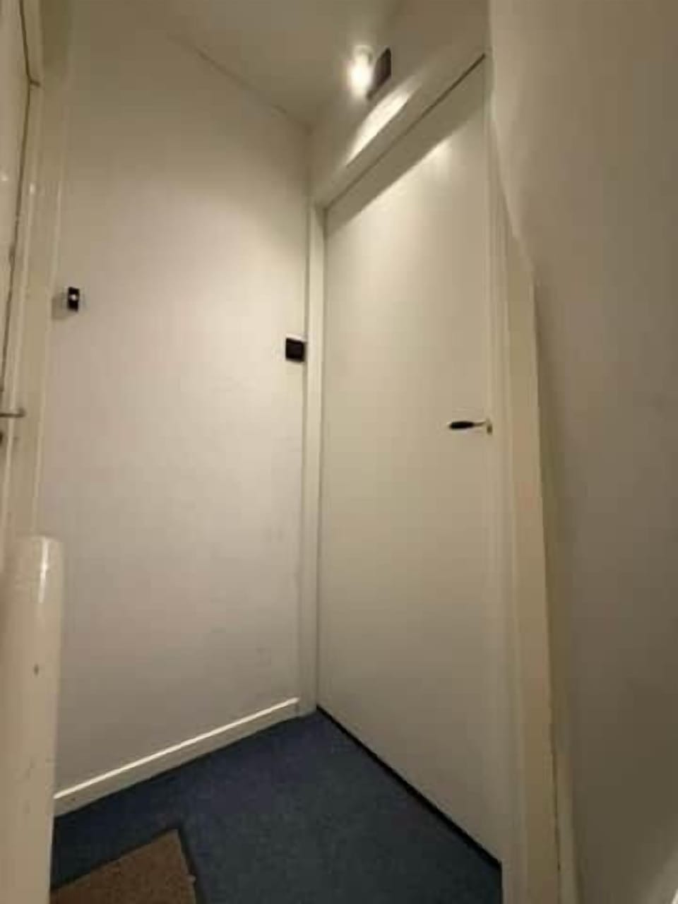 Door 2nd floor