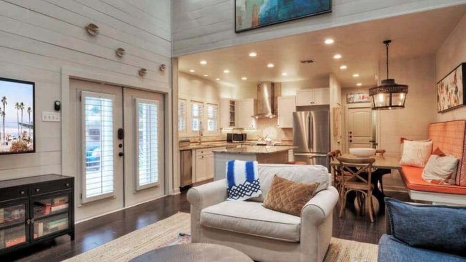 House (Multiple Bedrooms) | Interior