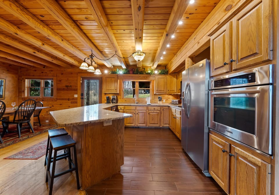 Fully stocked kitchen to prep all your group meals.