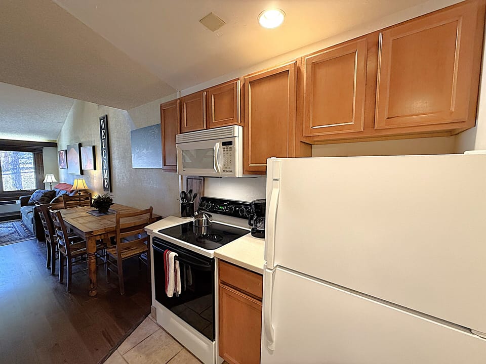 Fully Stocked Kitchen