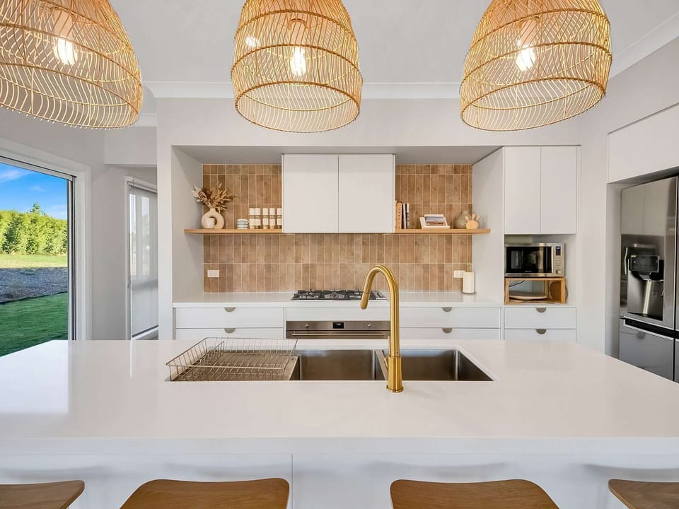 Kitchen + Nespresso Coffee Machine + Breakfast Bar & Stools