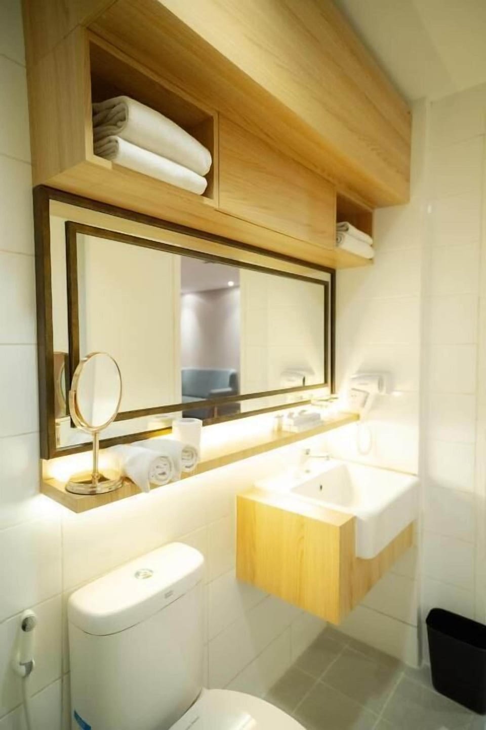 Junior Suite | Bathroom | Slippers