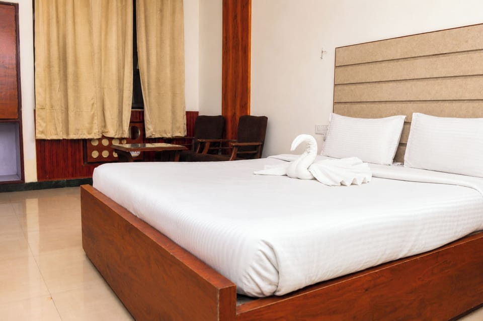 Superior Double Room | Iron/ironing board, WiFi (free)