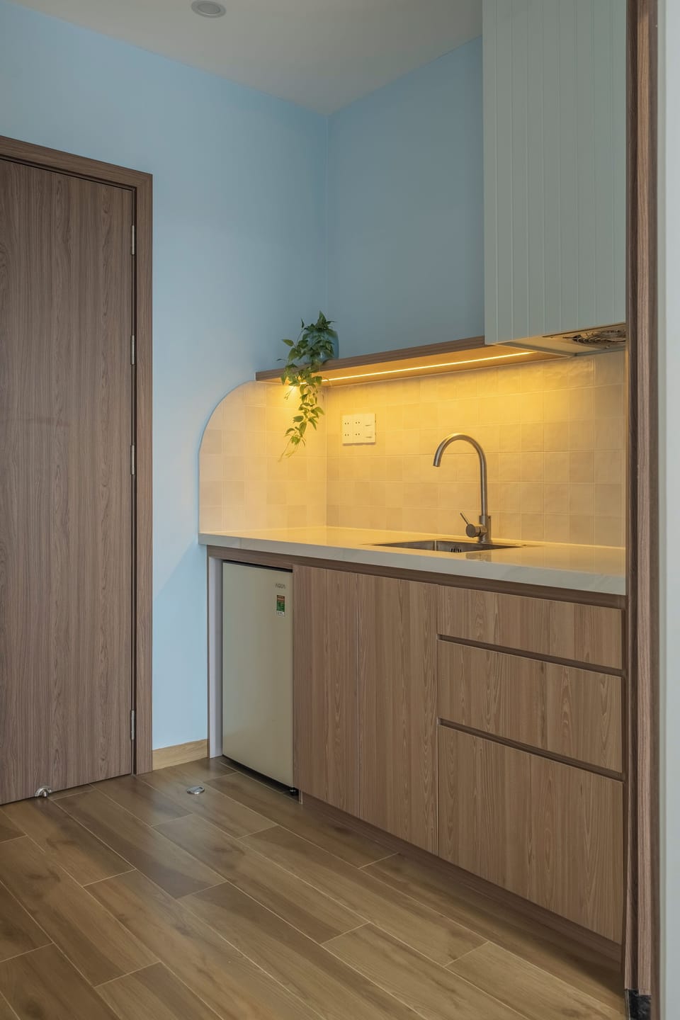 Standard Double Room, Balcony, City View | Private kitchen | Mini-fridge, rice cooker