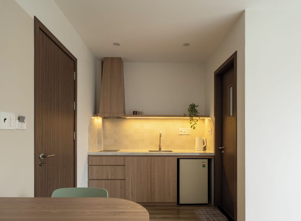 Superior Double Room, Balcony, City View | Private kitchen | Mini-fridge, rice cooker