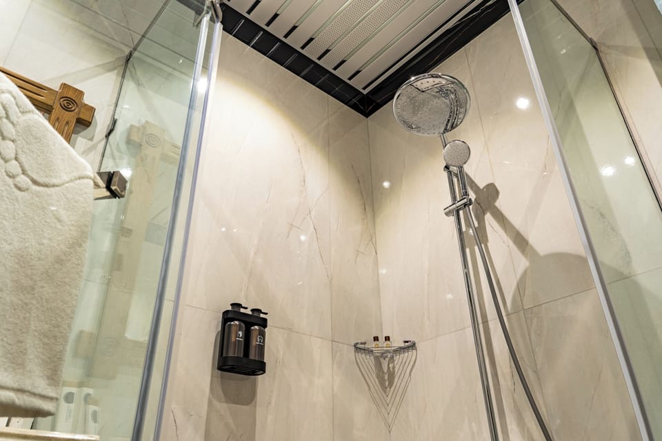 Standard Double Room, Balcony, City View | Bathroom | Free toiletries, hair dryer, towels, soap