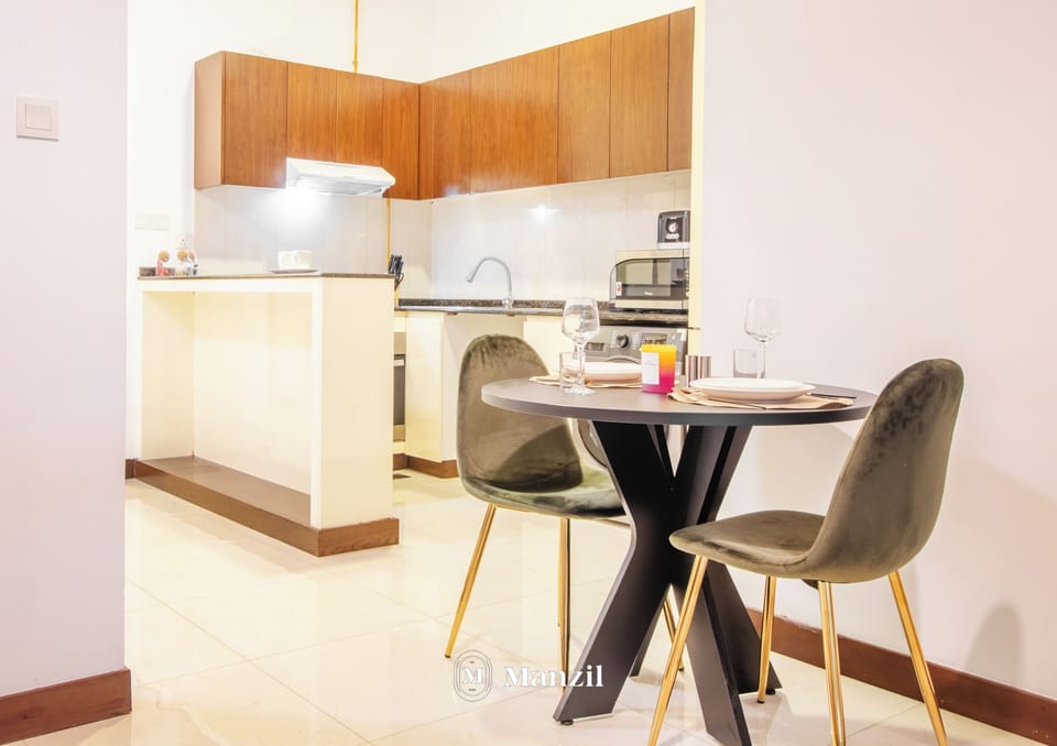Luxury Studio | Dining