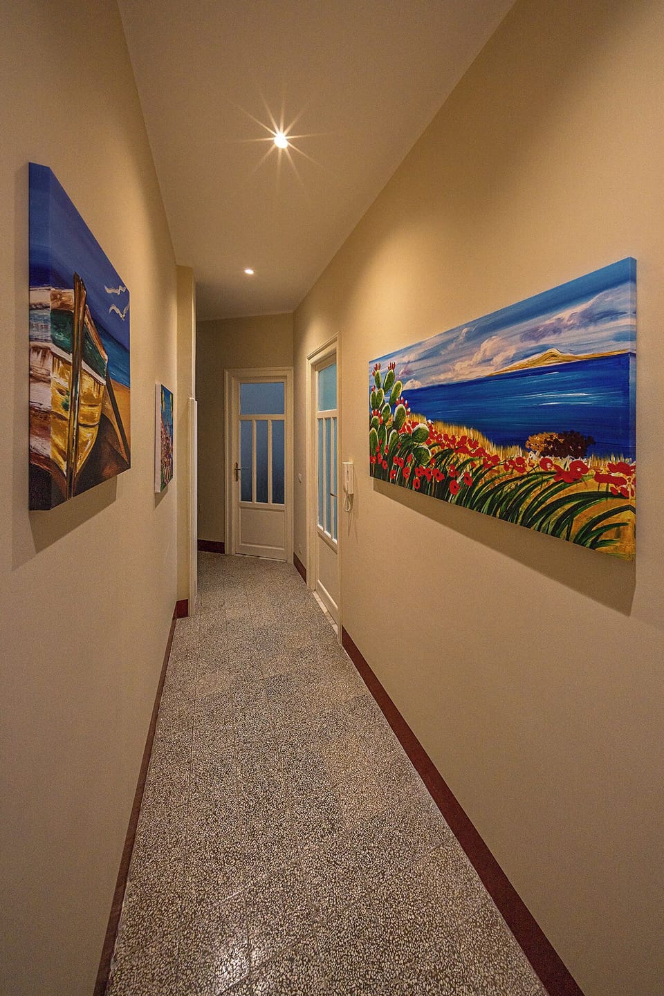 Comfort Apartment, Balcony, City View | Interior