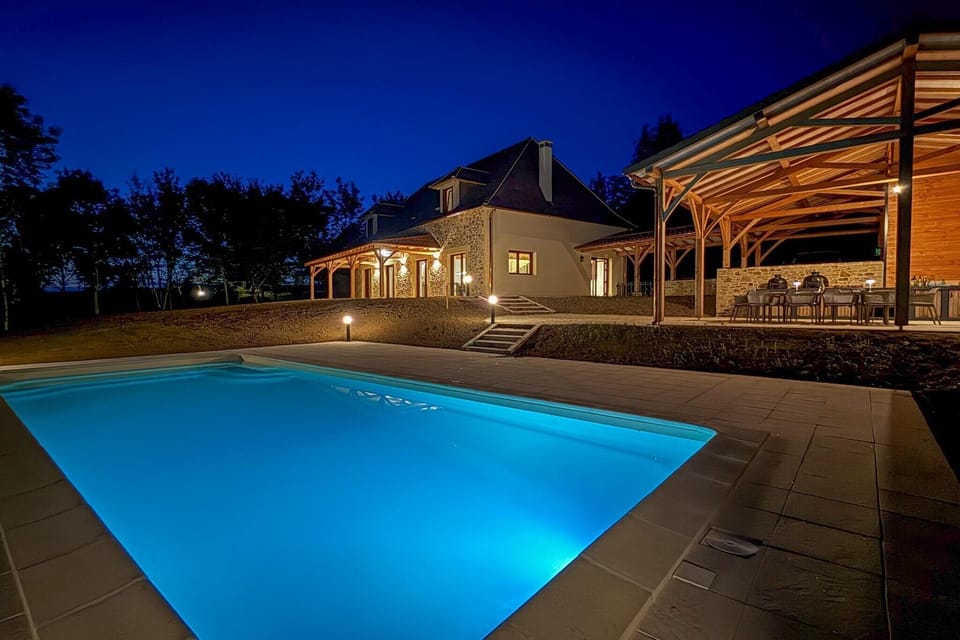 Holiday Home Swimming Pool