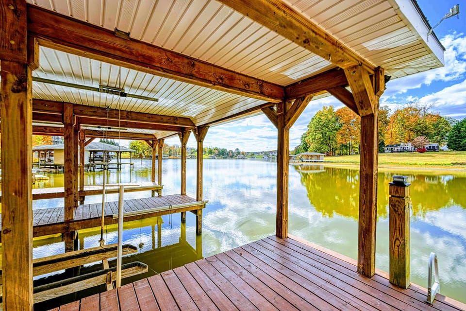 Dock your boat right at the property — no ramp, no marina, no waiting.