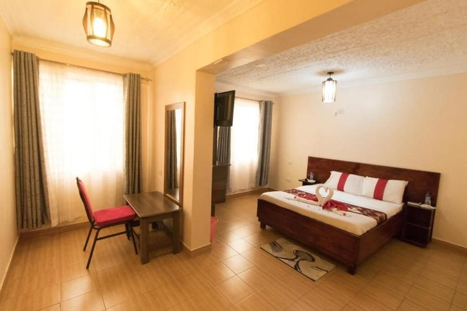 Deluxe Double Room | Soundproofing, free WiFi, bed sheets