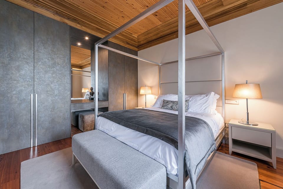 Luxury Suite, Valley View | In-room safe, soundproofing, iron/ironing board, free WiFi