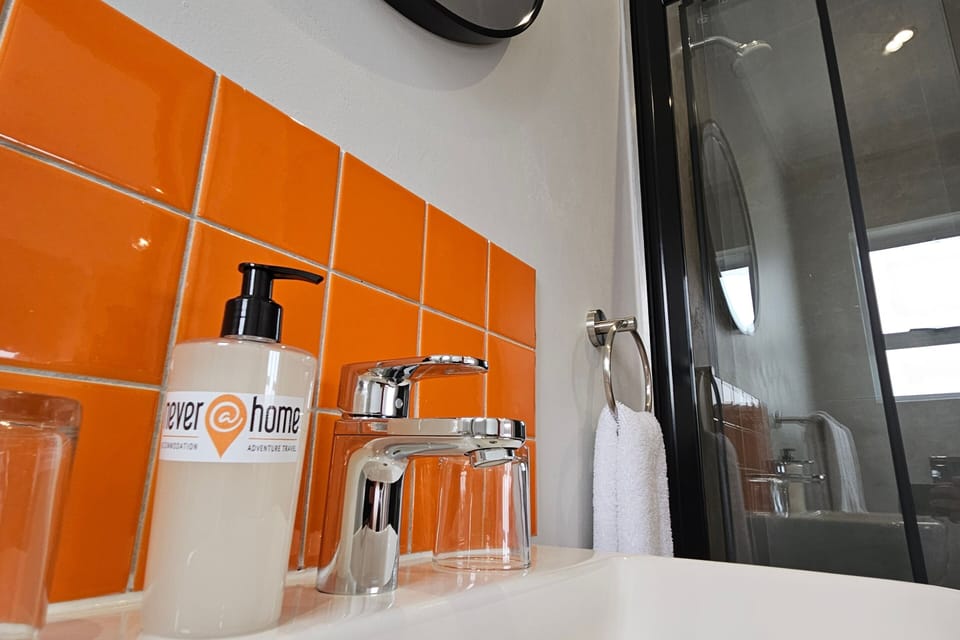 Standard Double Room | Bathroom | Shower, towels, toilet paper