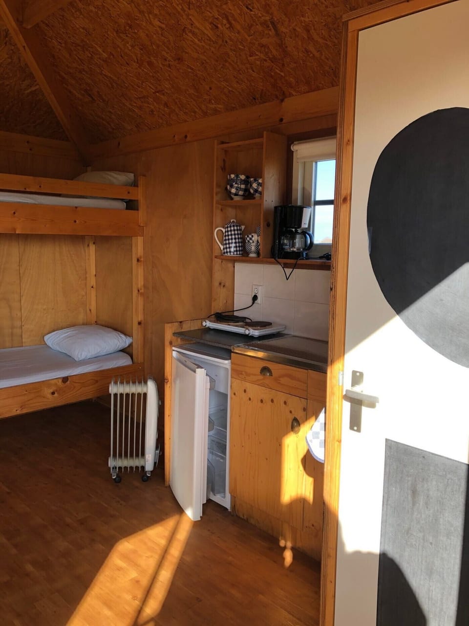Boerencamping Duinzoomhoeve – Hooiberghut Doré - kitchen
